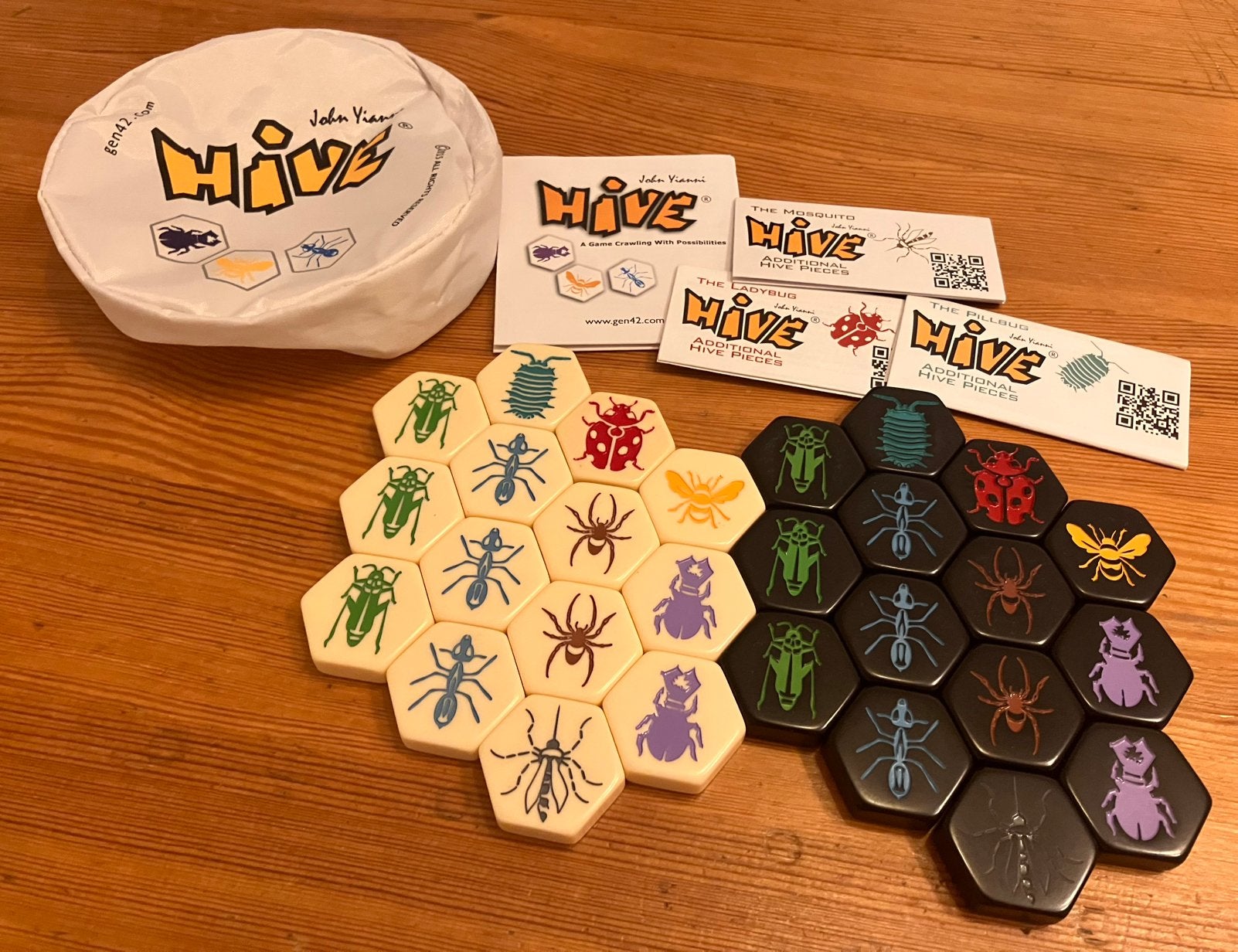 Hive (bordspel) basisspel met alle expansies erbij !!!, Ophalen of Verzenden, Zo goed als nieuw