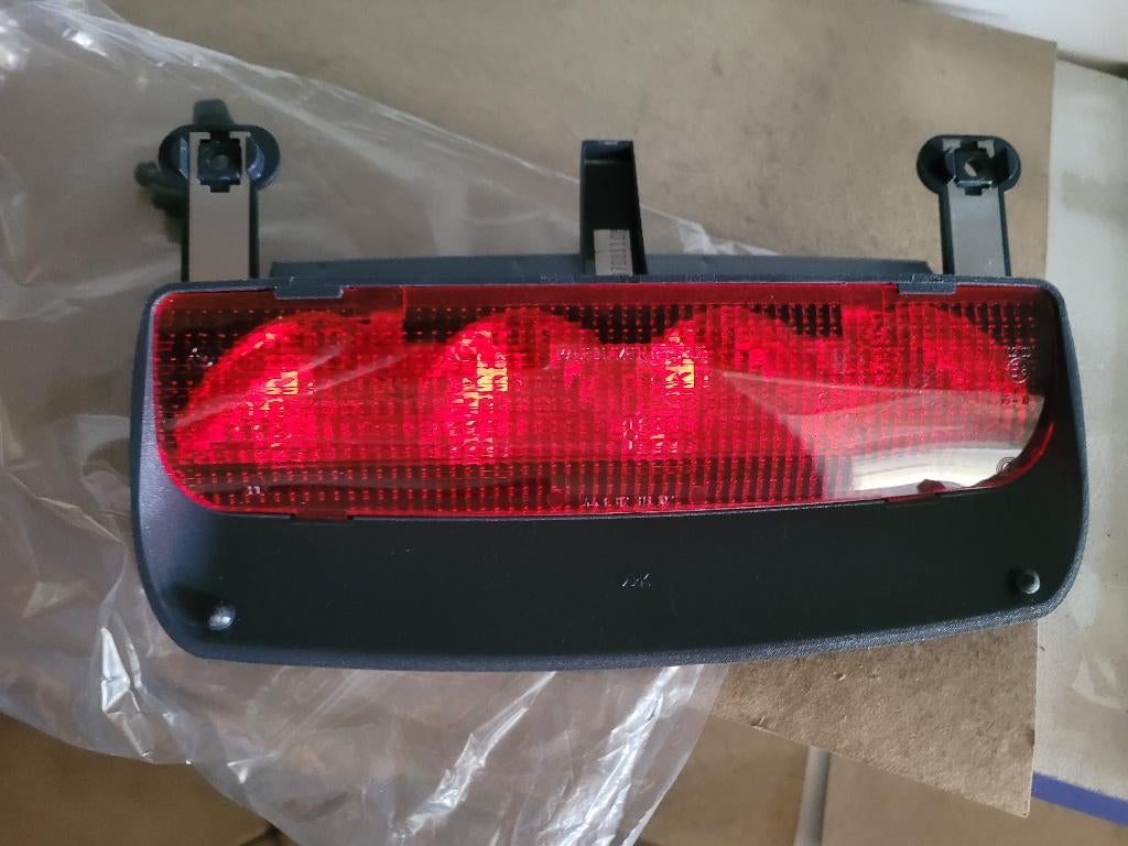 Troisième feu stop NEUF d'origine Skoda Felicia - OEM, Autos : Pièces & Accessoires, Enlèvement, Neuf, Skoda