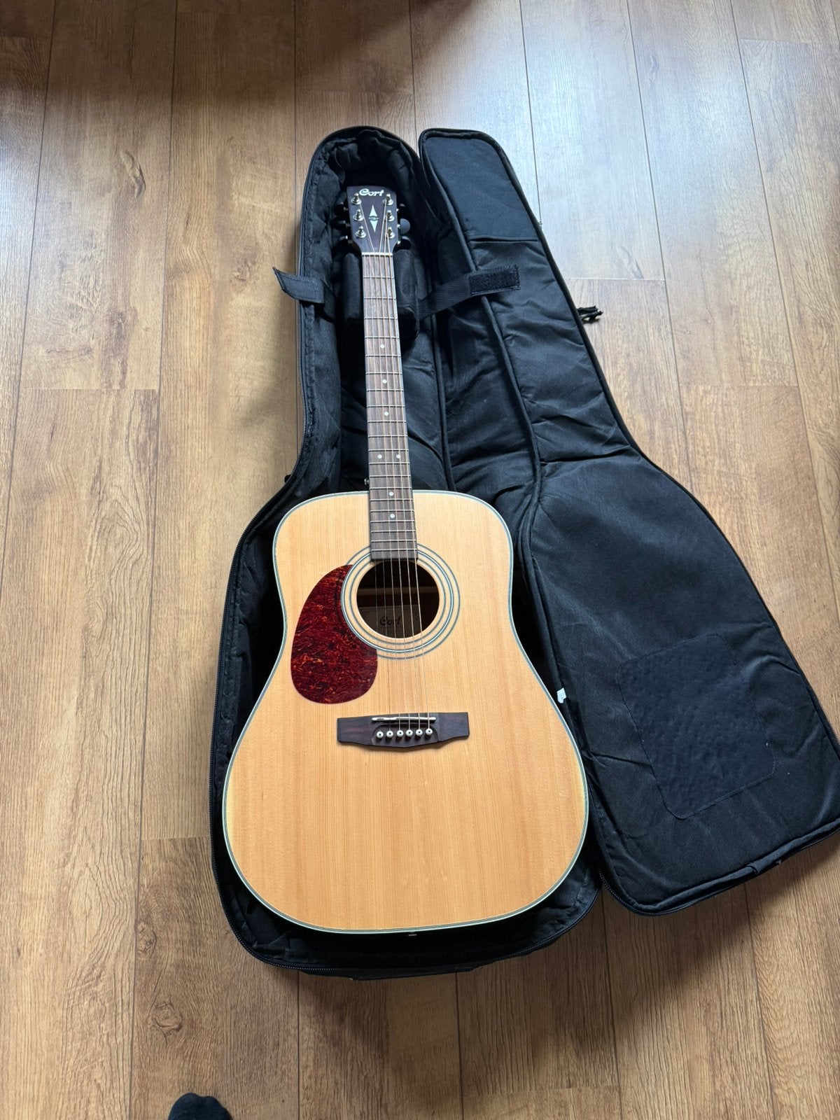 Cort gitaar gloednieuw, Muziek en Instrumenten, Ophalen, Nieuw, Klassieke of Spaanse gitaar, Met koffer