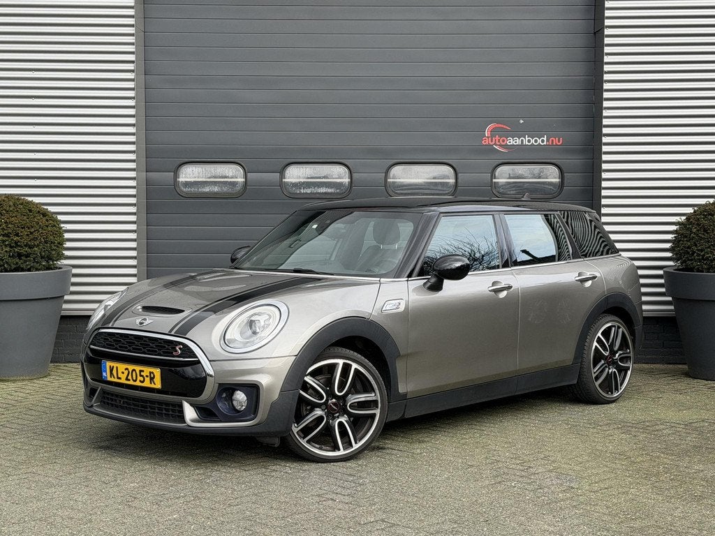 MINI Clubman 2.0 Cooper S JCW | Navigatie | Harmon Kardon |, Auto's, 1998 cc, Gebruikt, 4 cilinders, Leder en Stof