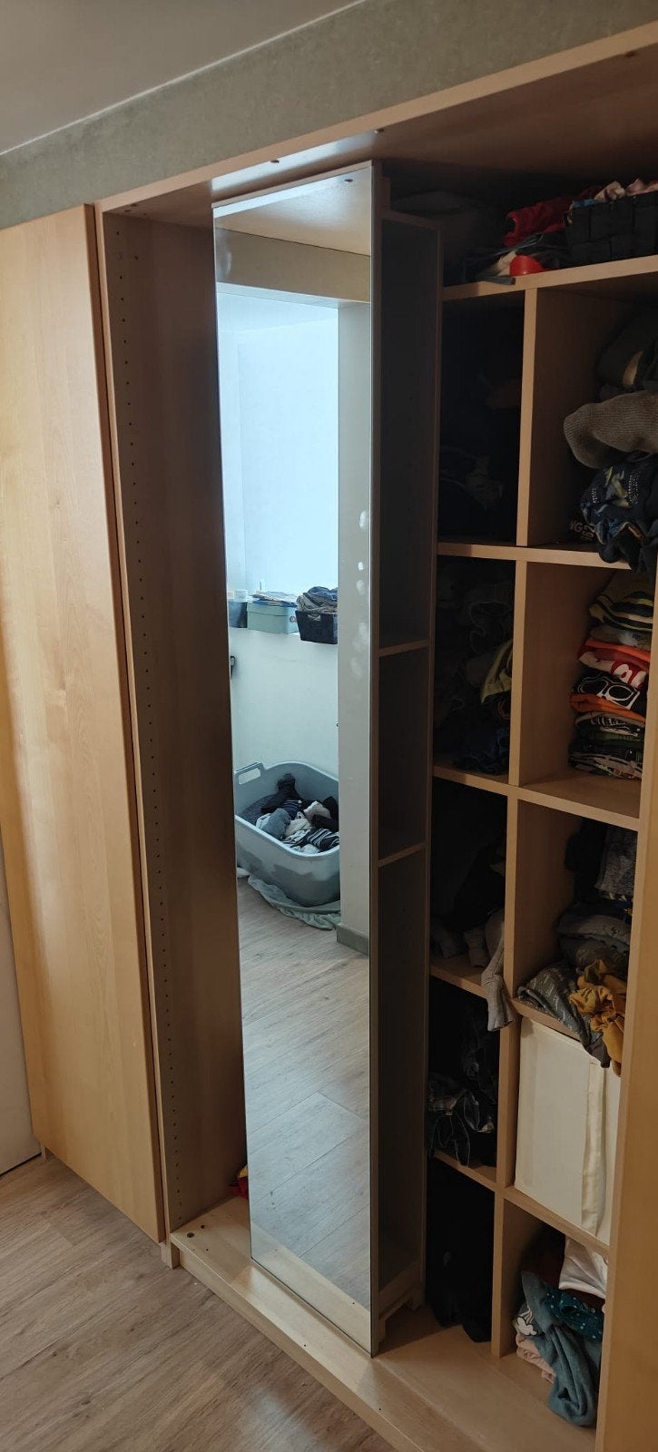 spiegelkast voor pax, Ophalen