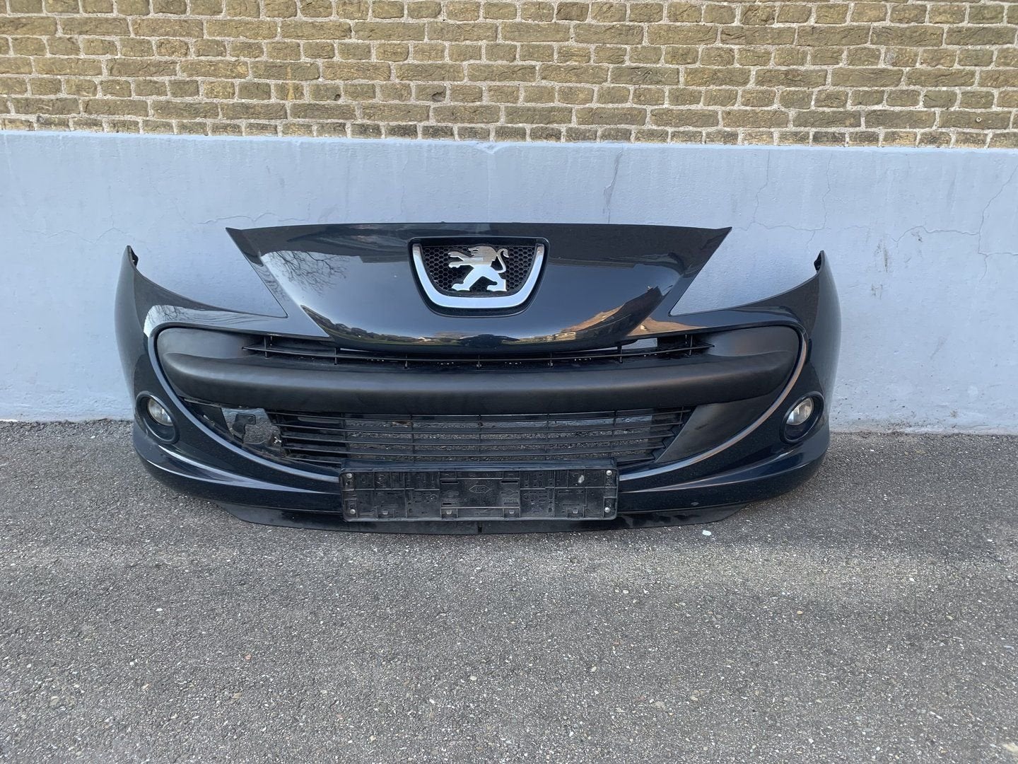 voorbumper peugeot 206 plus / 206+ 2008 tot 2013 donkergrijs, Autos : Pièces & Accessoires, Carrosserie & Tôlerie, Pare-chocs