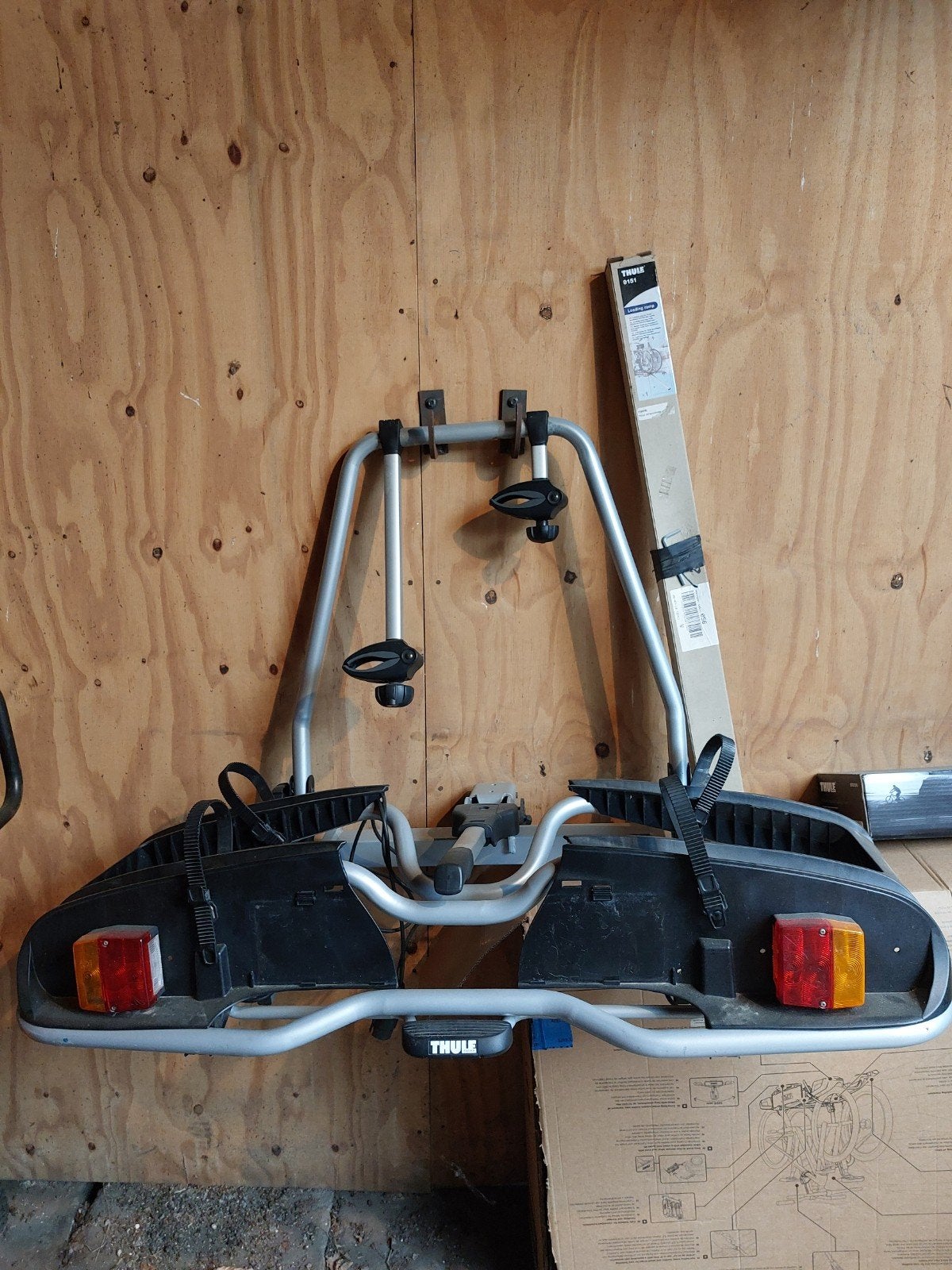 Thule Europower 916 + bijhorende oprijgoot, Ophalen, Gebruikt, 2 fietsen, Trekhaakdrager
