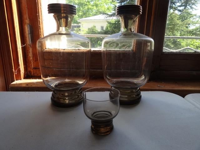 2 karaffen met stop en 1 glas, met ribbelvoet, jaren 20, Verzenden