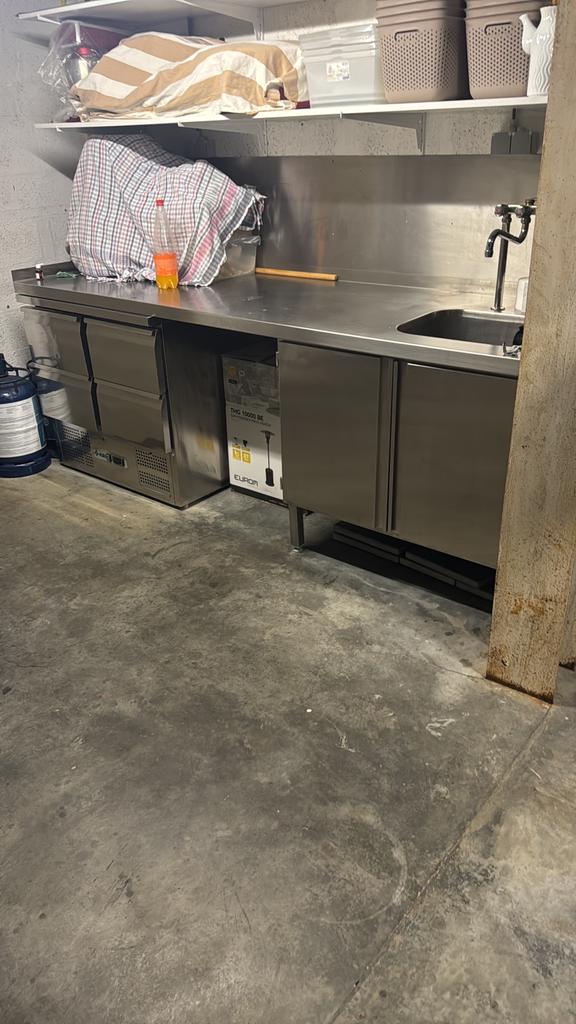 Evier avec frigo industriel, Articles professionnels, Enlèvement ou Envoi, Mobilier en inox