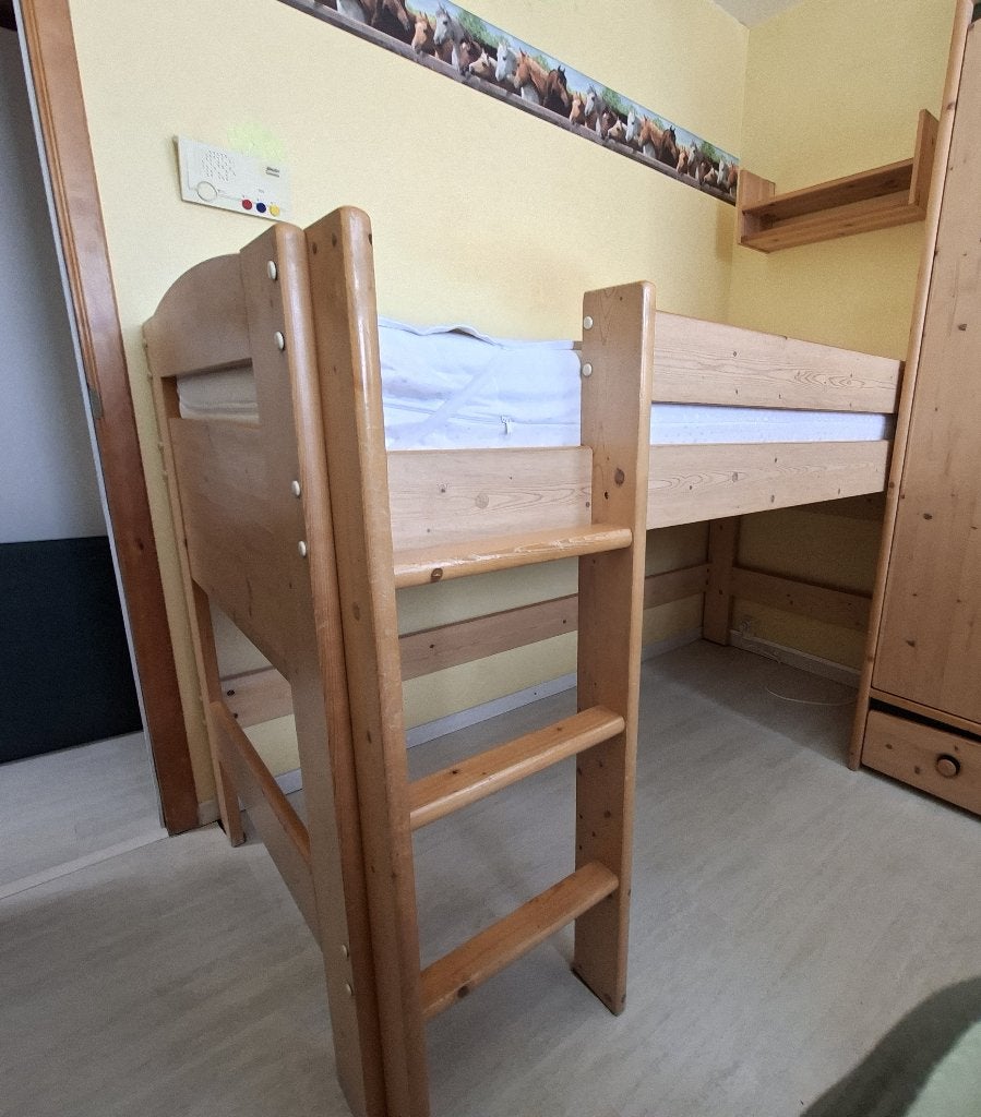 jeugdslaapkamer_stevig grenen_groenaccenten, Huis en Inrichting, Slaapkamer | Complete slaapkamers, Gebruikt, Eenpersoons, Ophalen