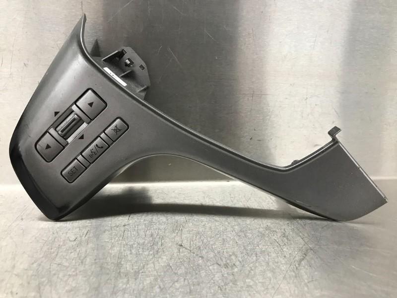 COMMANDE DE RADIO AU VOLANT Mazda 6 (GH12 / GHA2), Autos : Pièces & Accessoires, Utilisé, Mazda