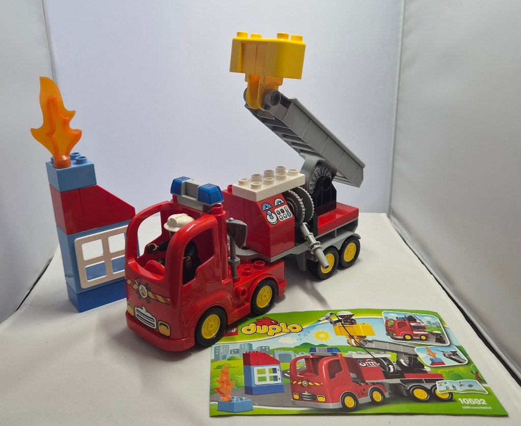 LEGO DUPLO 10592 - Brandweertruck / Brandweerauto, Kinderen en Baby's, Gebruikt, Overige thema's, Ophalen of Verzenden, Compleet