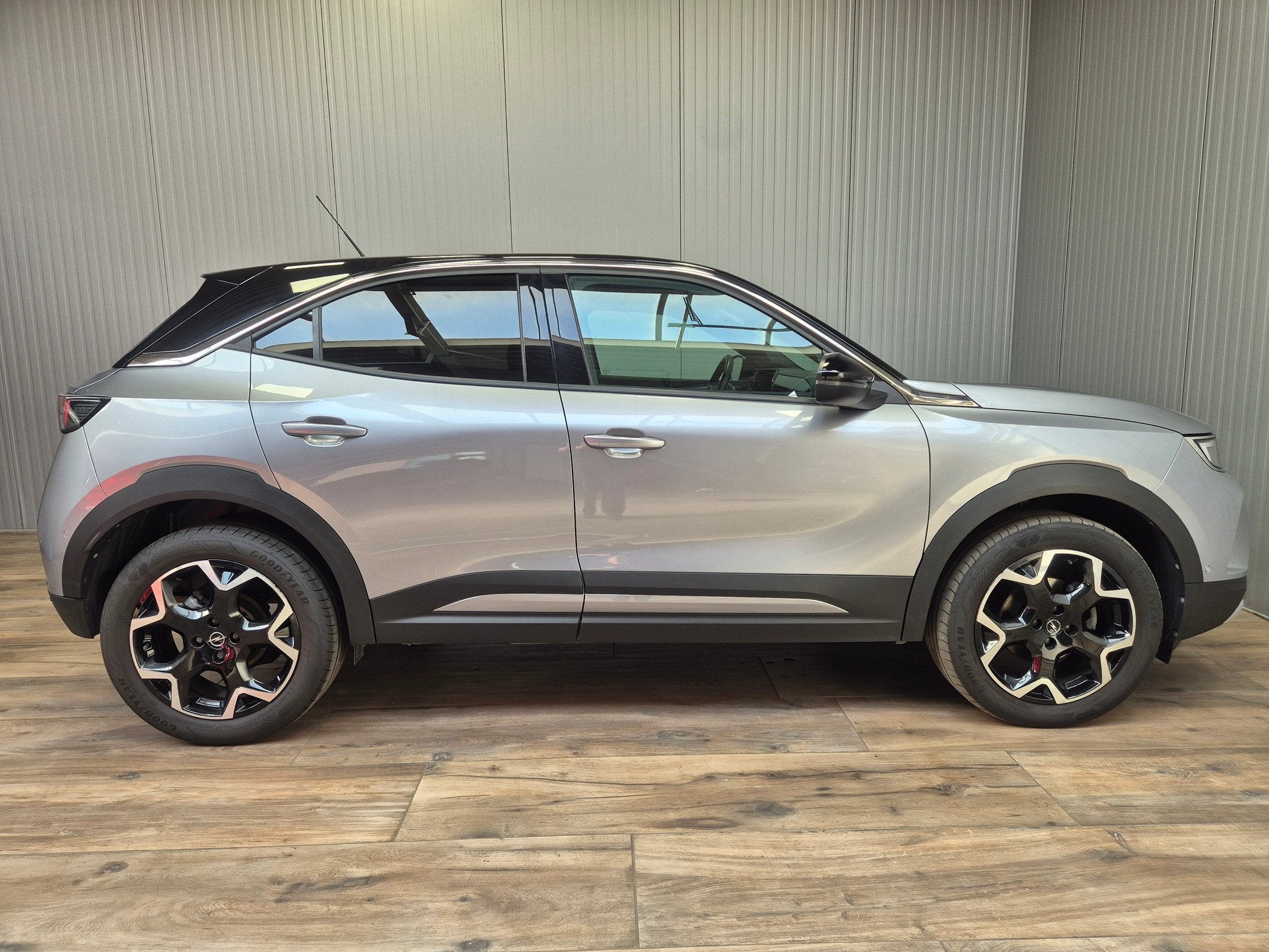 Opel Mokka 1.2Pure Tech 131pk Ultimate automaat, Zwart, 1199 cc, 5 zetels, 5 deurs