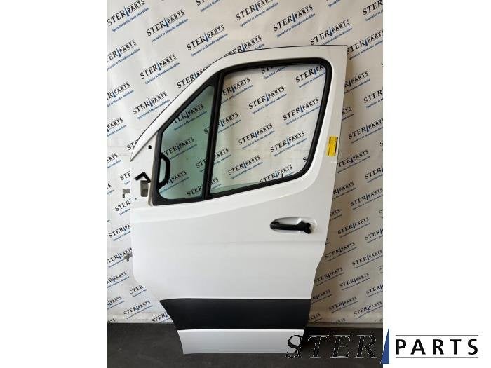 Portière 2portes gauche d'un Mercedes Sprinter (147), 3 mois de garantie, Utilisé, Porte, -