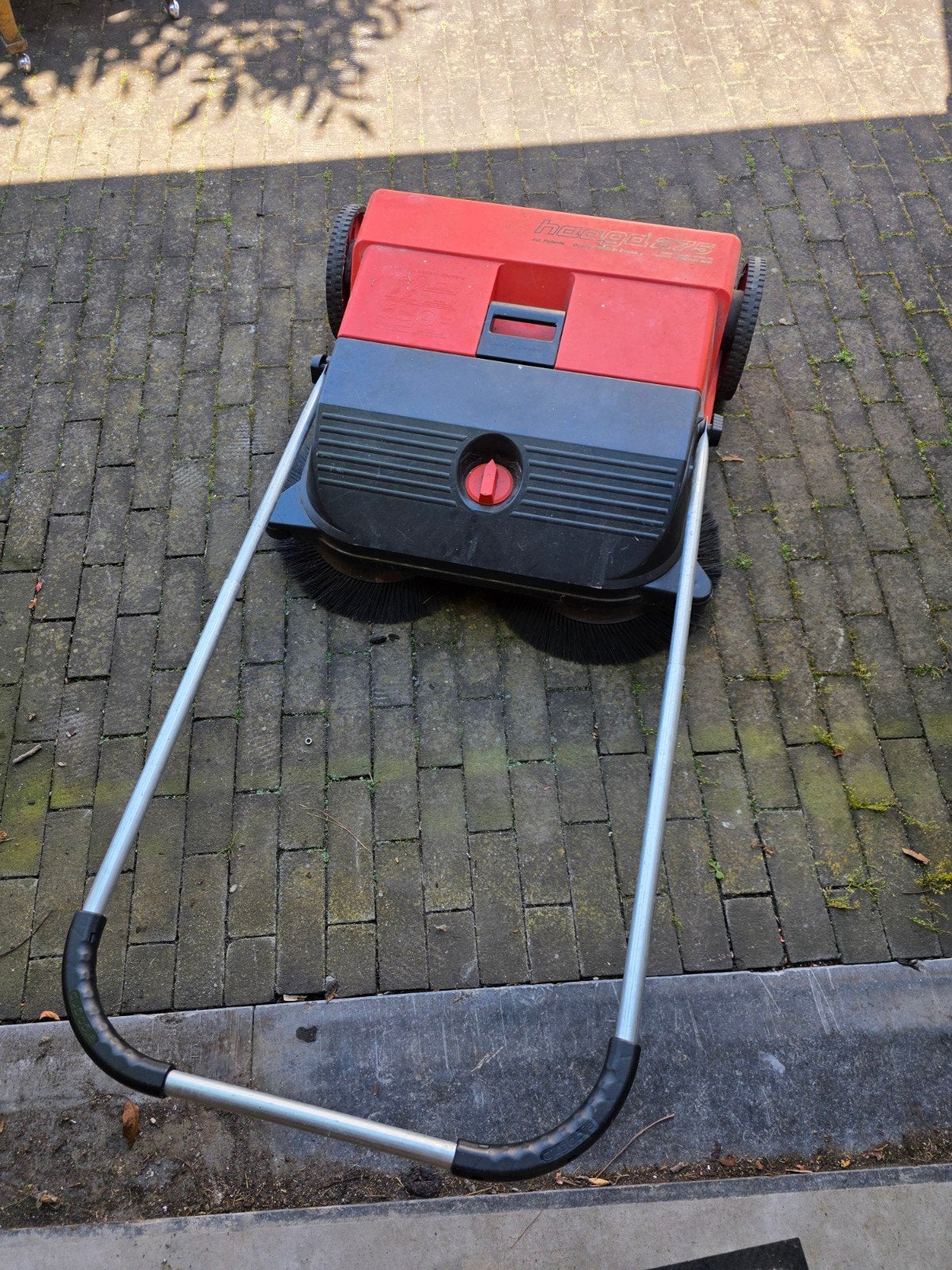 Haaga 275 veegmachine, Enlèvement