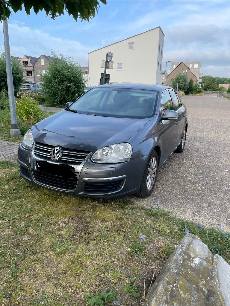 Volkswagen VW Jetta 1.9 TDI, Voorwielaandrijving, 4 deurs, Stof, 4 cilinders