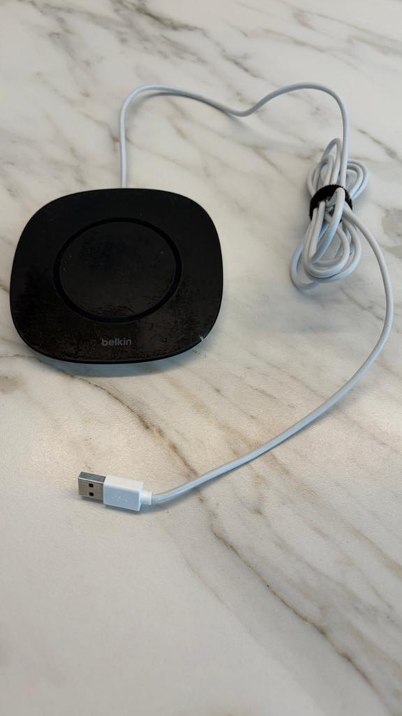 Draadloze oplader ‘Belkin’ F8M747, Ophalen, Zo goed als nieuw