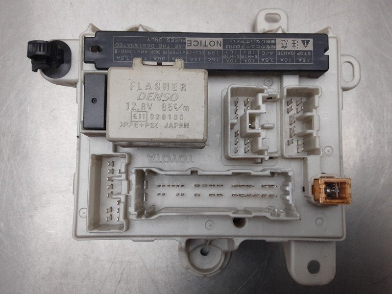 ZEKERINGKAST Toyota Previa (R3) (01-2000/02-2006) (|PREVIA|), Gebruikt, Toyota