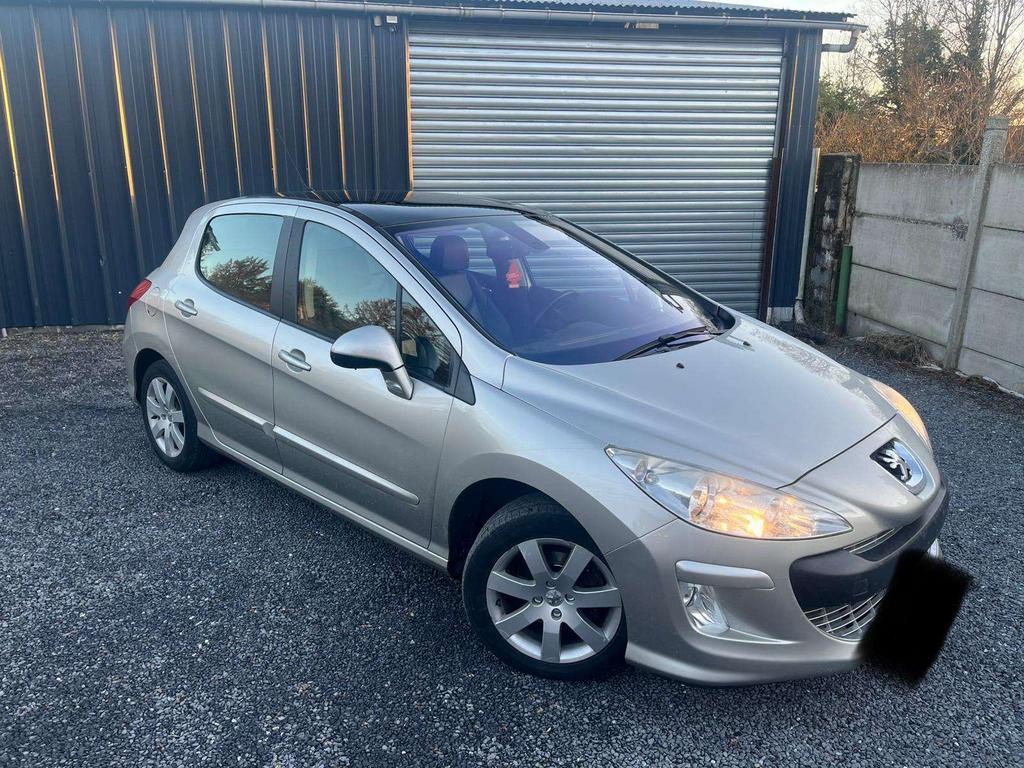 Peugeot 308 pack premium 100klms, Auto's, Peugeot, Lederen bekleding, Zwart, Leder, 5 deurs
