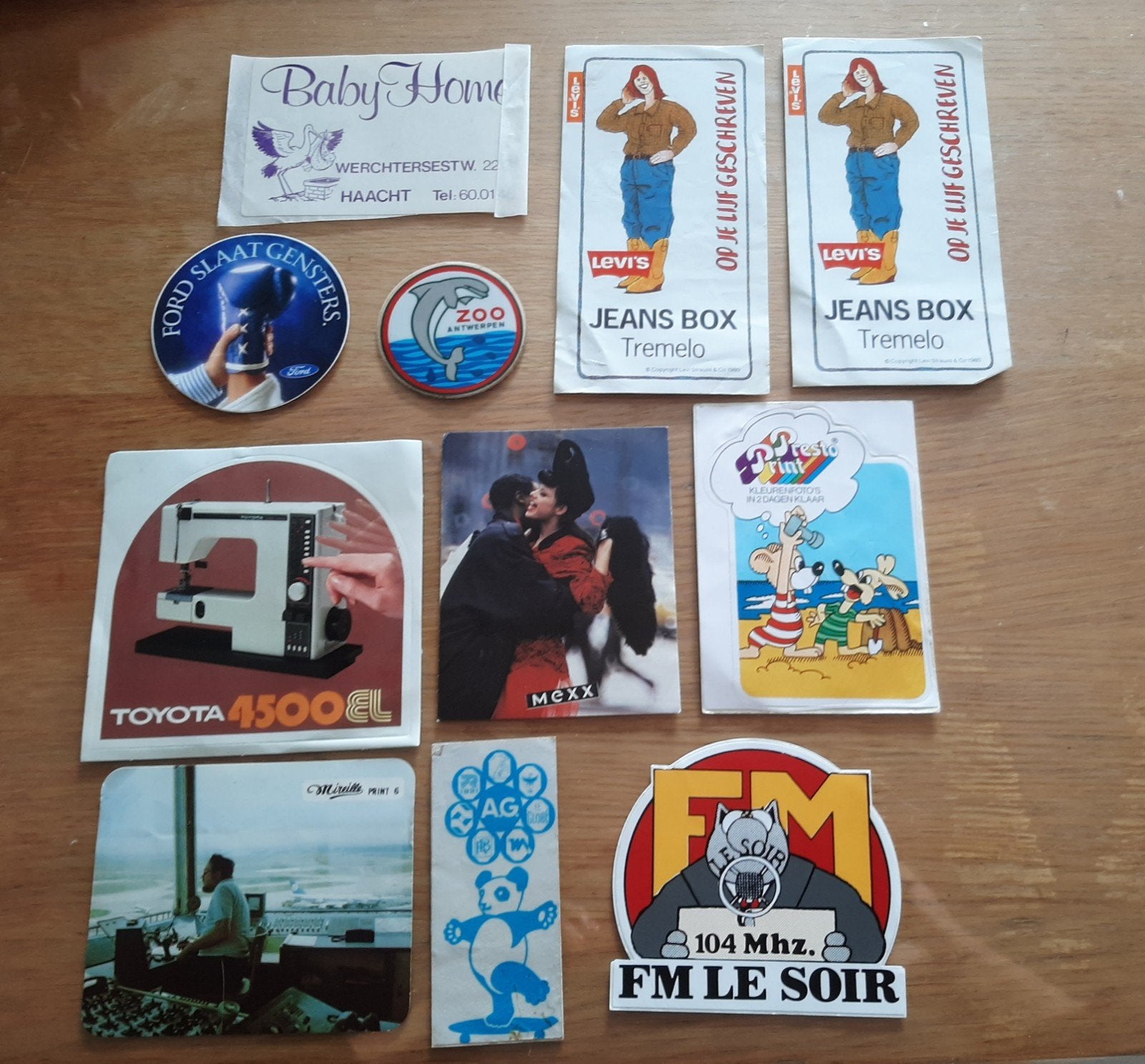Lot vintage stickers, reclamekaarten & verzamelitems 70-80's, Ophalen of Verzenden, Sticker