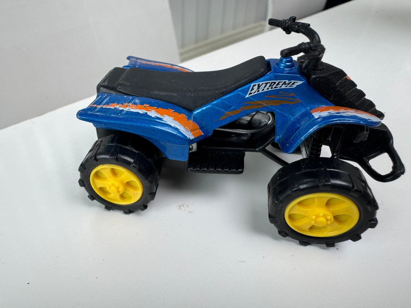 Plastiek miniatuur quad, Ophalen, Gebruikt