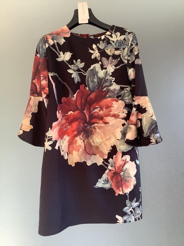 Leuke jurk met bloemenprint van Rinascimento, Kleding | Dames, Rinascimento , Overige kleuren, Ophalen of Verzenden, Zo goed als nieuw