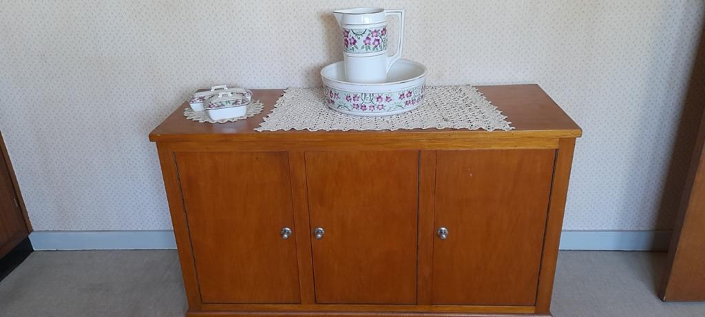 Retro dressoir, Ophalen
