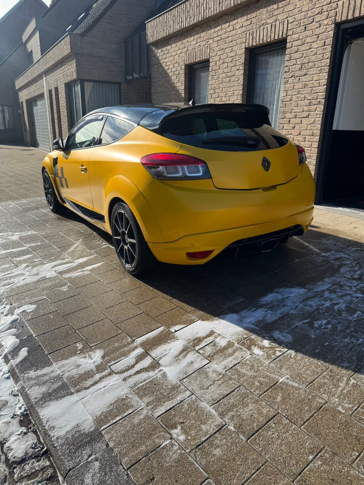 Renault megane 3 rs beschrijving goed lezen, Auto's, Voorwielaandrijving, Zwart, 4 cilinders, 1462 kg