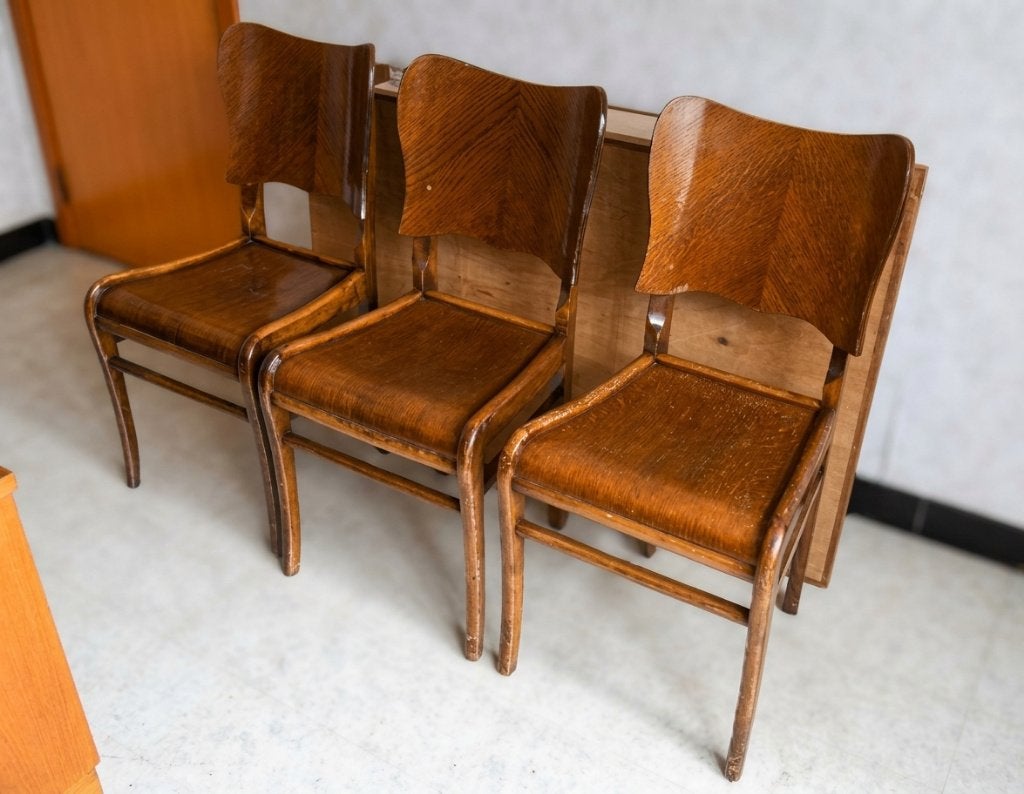 Set van 3 vintage houten caféstoelen – Eiken visgraatfineer, Huis en Inrichting, Ophalen, Hout