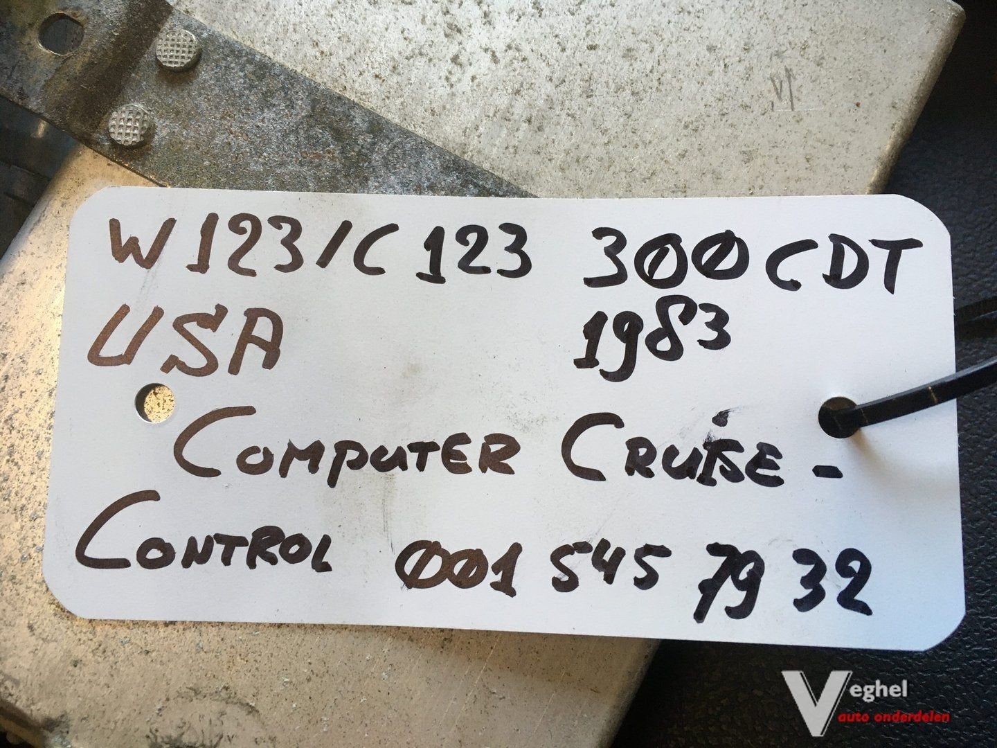 Mercedes w123 c123 coupe 300 CDT Cruise Control computer 198, -, Utilisé, -, -