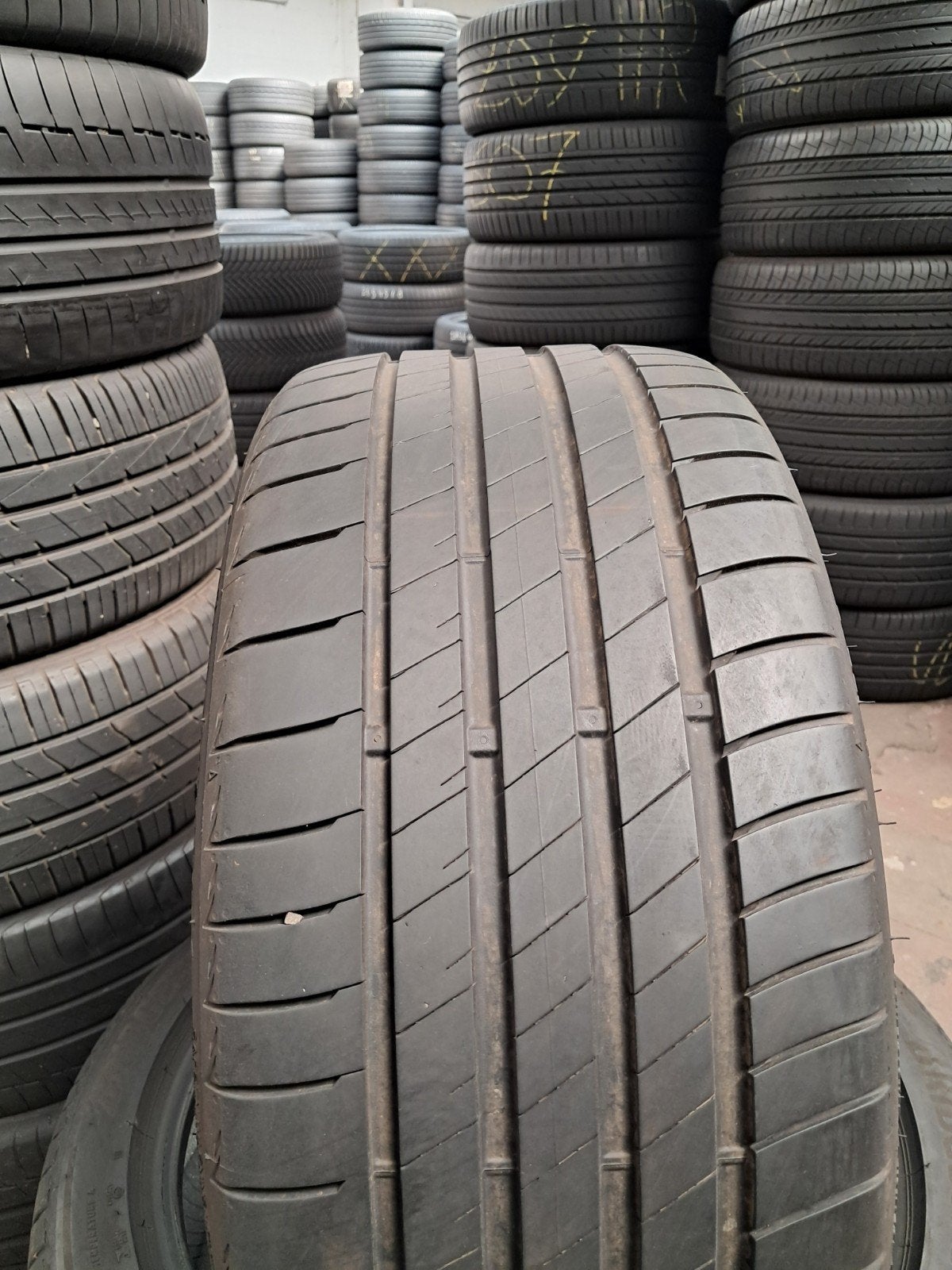 23535r19 235 35 r19 235/35/r19 BRIDGESTONE avec montage, Autos : Pièces & Accessoires