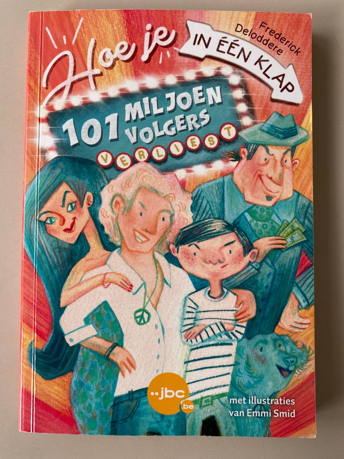 🍄 Clavis . Hoe je in 1 klap 101 miljoen volgers verliest, Ophalen of Verzenden, Zo goed als nieuw