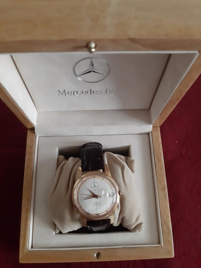 Polshorloge Mercedes, Enlèvement, Montre-bracelet