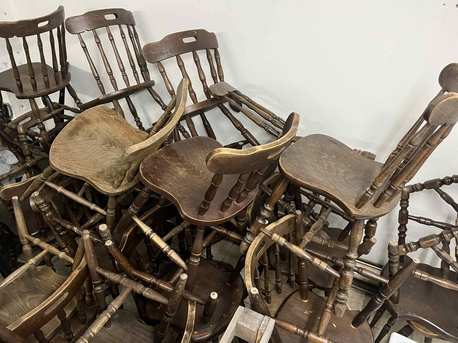 Chaise bistrot en bous, Enlèvement