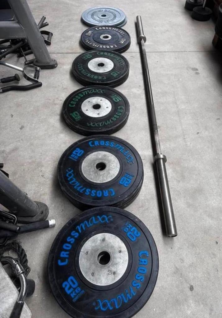 135kg Crossmaxx Competie Bumperplates + Olympische Barbell, Ophalen, Gebruikt, Halterschijven