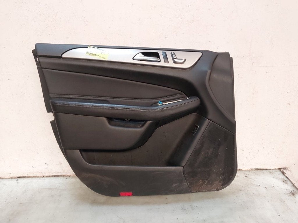 PORTIERBEKLEDING LINKS VOOR Mercedes-Benz GLE (W166), Dhr. J. Ham, Gebruikt, Mercedes-Benz, Administratie@autoham.nl