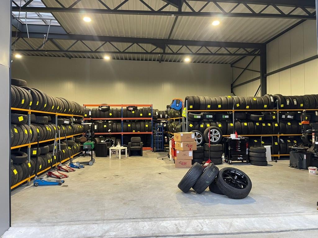 Goede kwaliteit 2dehands banden te koop 0493332228, Ophalen of Verzenden