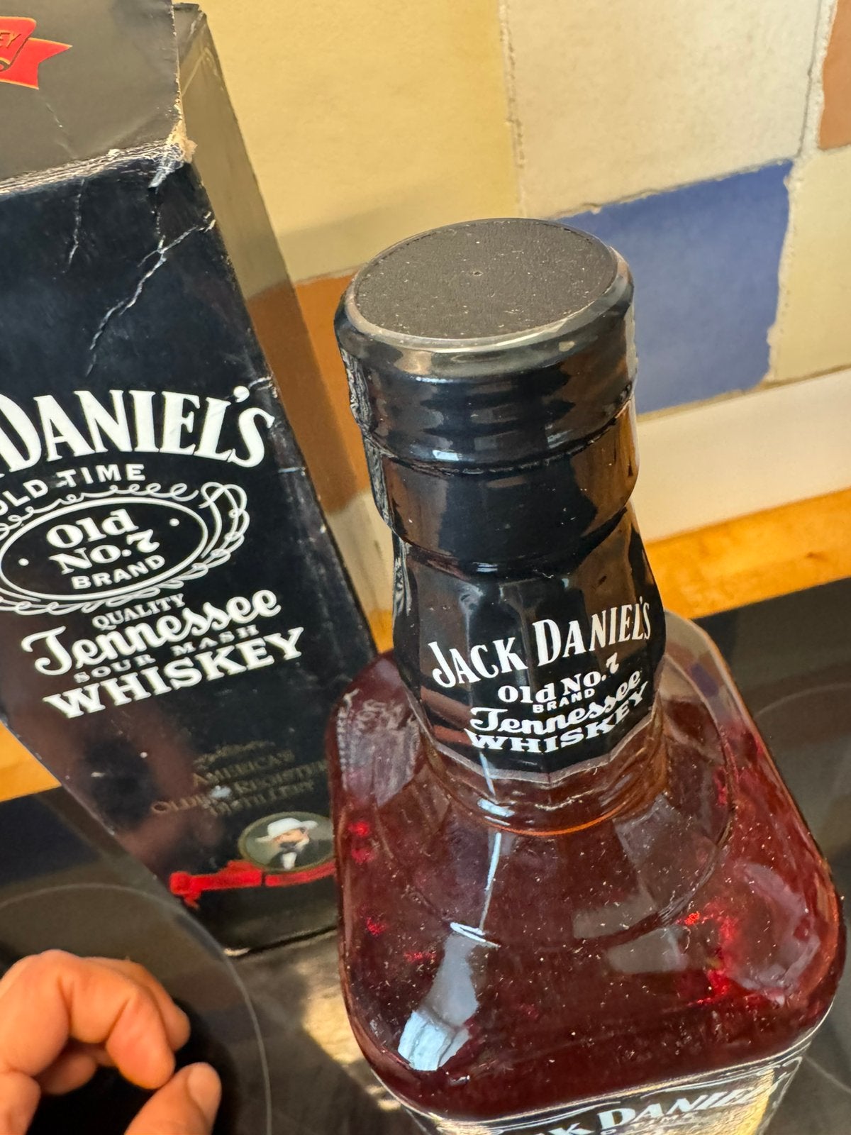 Jack Daniel’s Old No. 7 “Fake Seal” 1997 1 L 43% ABV + Boîte, Enlèvement ou Envoi
