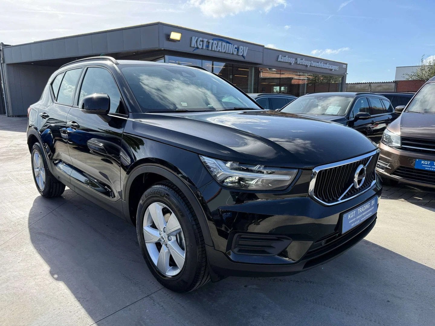 Volvo XC40 1.5 T2 129PK GEARTRONIC AUTOMAAT NAVIGATIE CAMERA, Auto's, Automaat, Stof, Gebruikt, Zwart