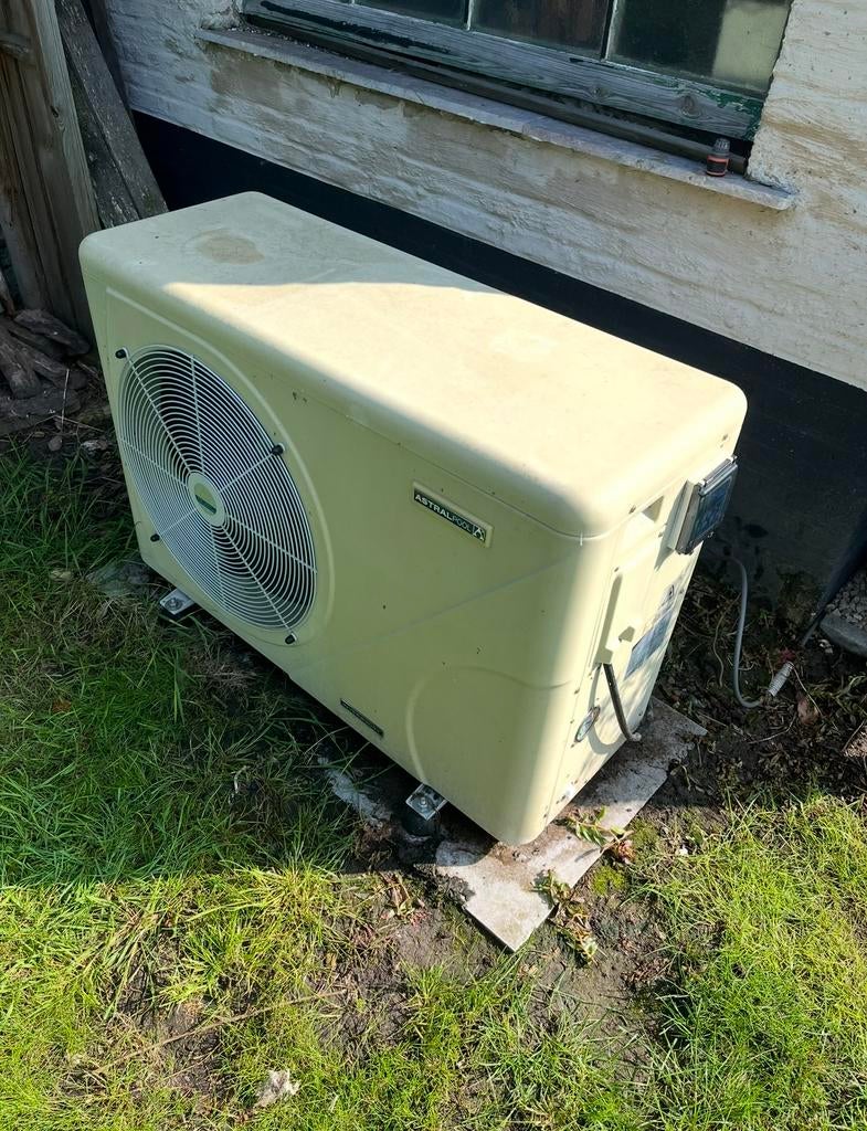 Astralpool warmtepomp zwembad 14kw, Enlèvement, Utilisé