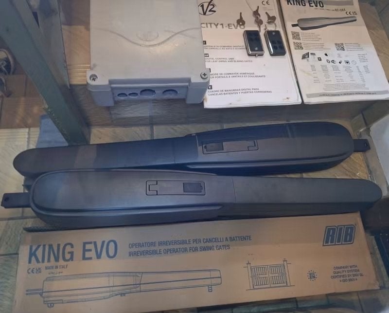 Bras moteur, Enlèvement, Comme neuf