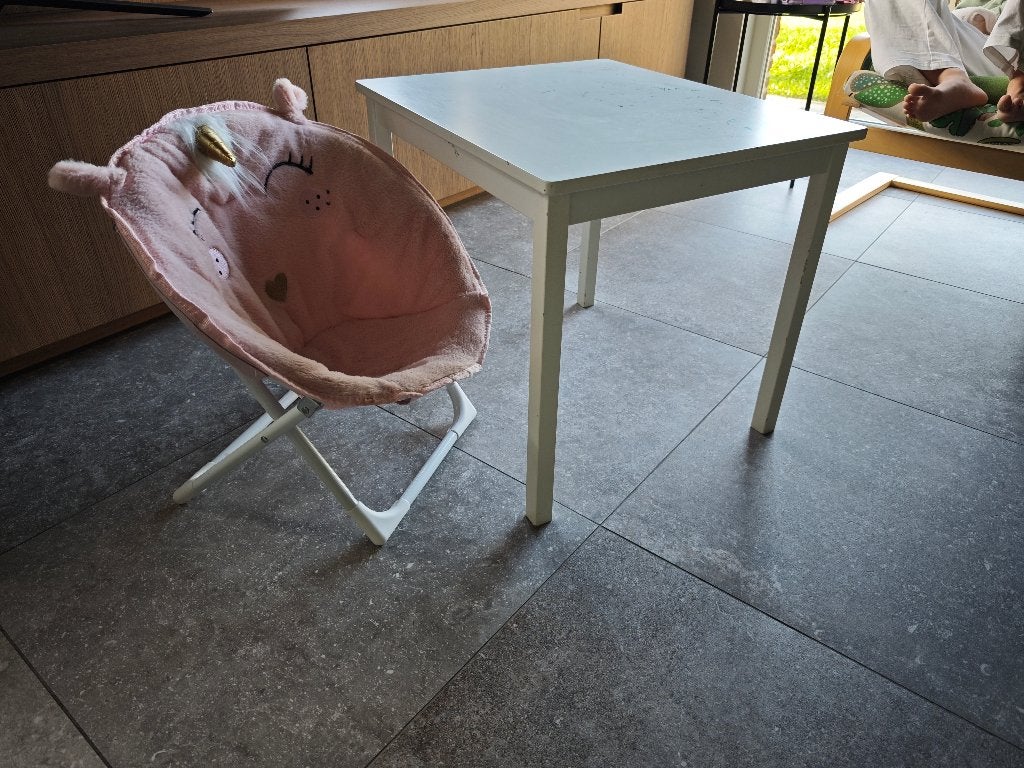 Tafel en stoeltje, Ophalen, Gebruikt, Tafel(s) en Stoel(en)