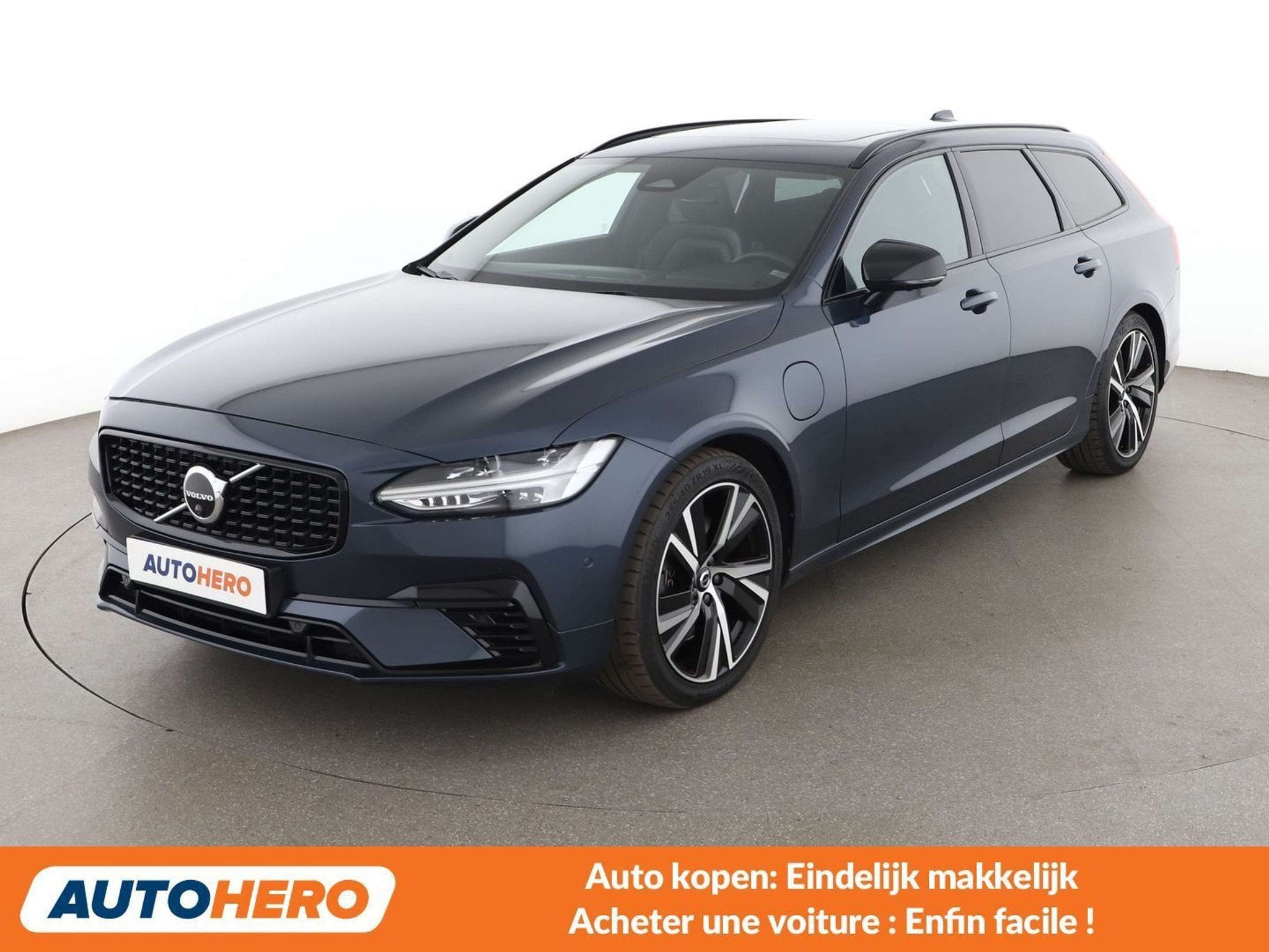 Volvo V90 2.0 T6 Plug-in Hybrid R Design AWD (bj 2021), Auto's, Automaat, 341 pk, 1969 cc, Blauw