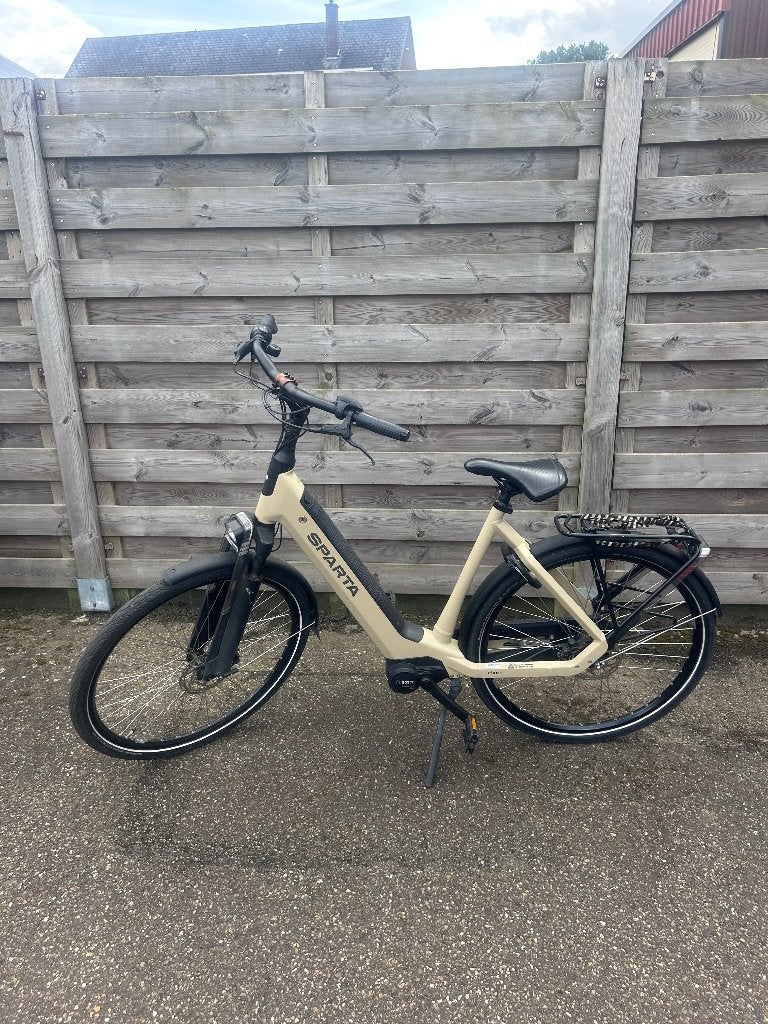 Elektrische fiets Sparta, Fietsen en Brommers, Ophalen, Zo goed als nieuw, 50 km per accu of meer, Sparta