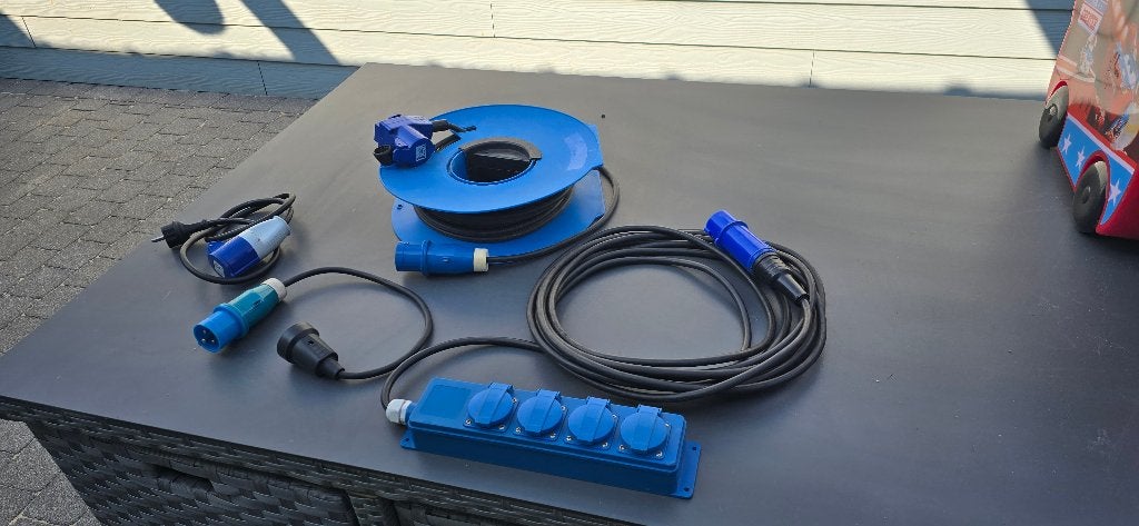 kampeer kabel 25m en aansluitingen zie foto's, Ophalen of Verzenden, Gebruikt
