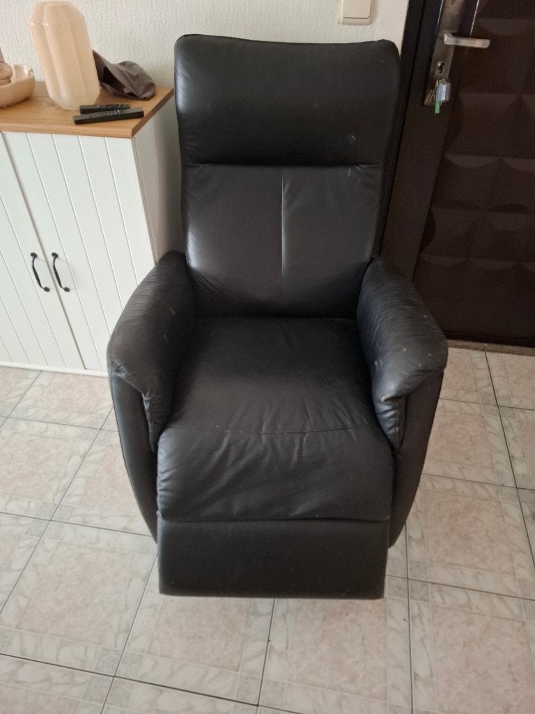 Fauteuil relax pour personnes âgées A donner, 125 à 150 cm, Enlèvement, Utilisé, Cuir