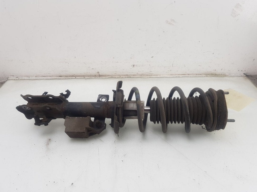 AMORTISSEUR OU ABSORBEUR DE CHOC AVANT DROIT Fiesta 6 (JA8), Utilisé, Ford