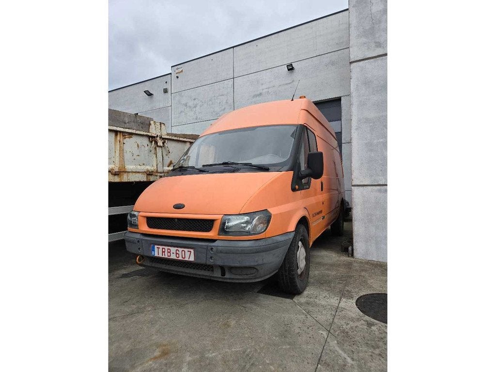 Ford Transit 2005 - Véhicule commercial, Autos, Achat, Entreprise, Boîte manuelle, Diesel