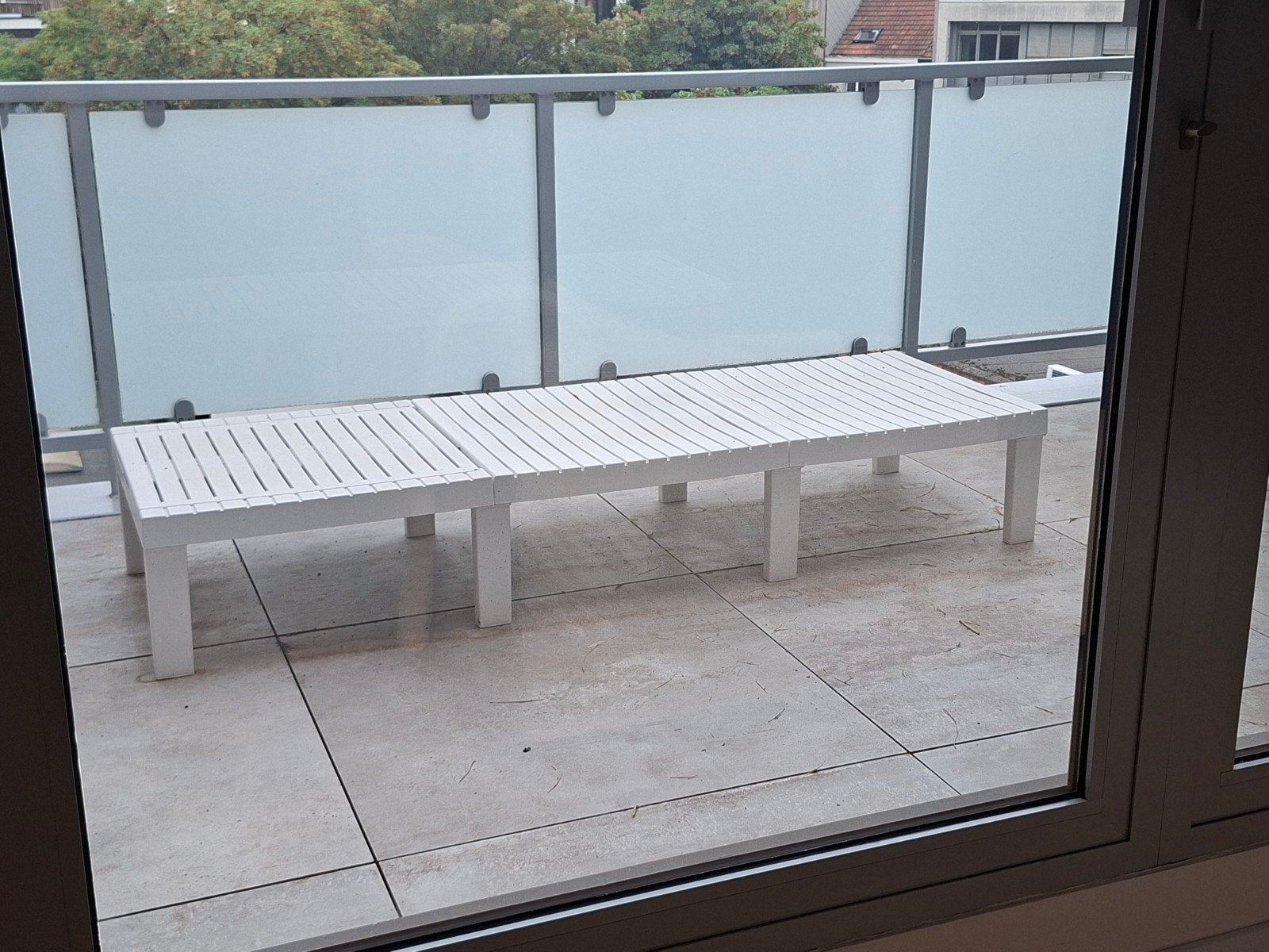 ligbed wit, UV bestendig, demonteerbaar, Jardin & Terrasse, Enlèvement, Utilisé, Synthétique