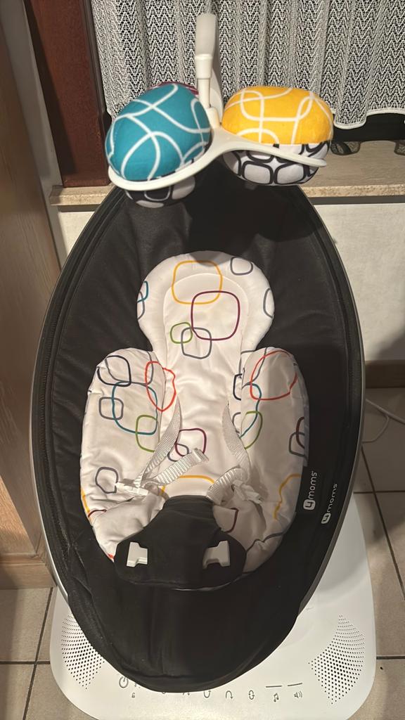 4 moms met verkleinkussen, Ophalen, Gebruikt