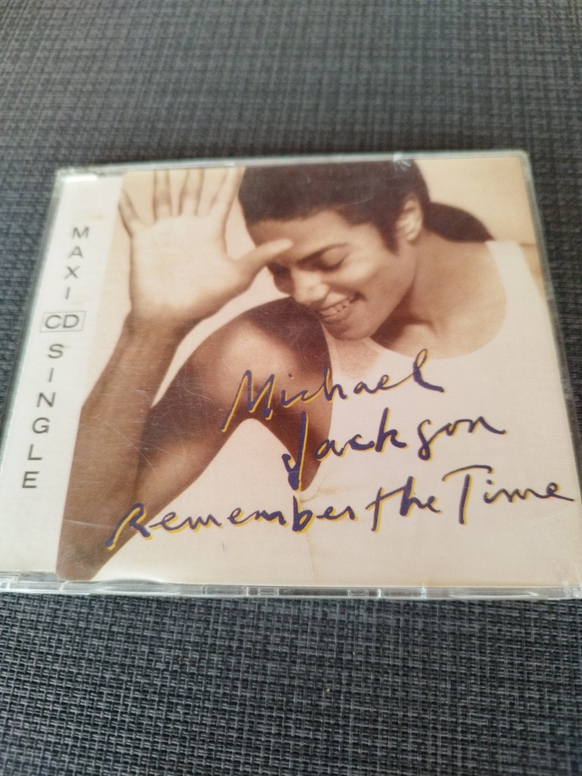 Michael Jackson cd Remember the time, Ophalen