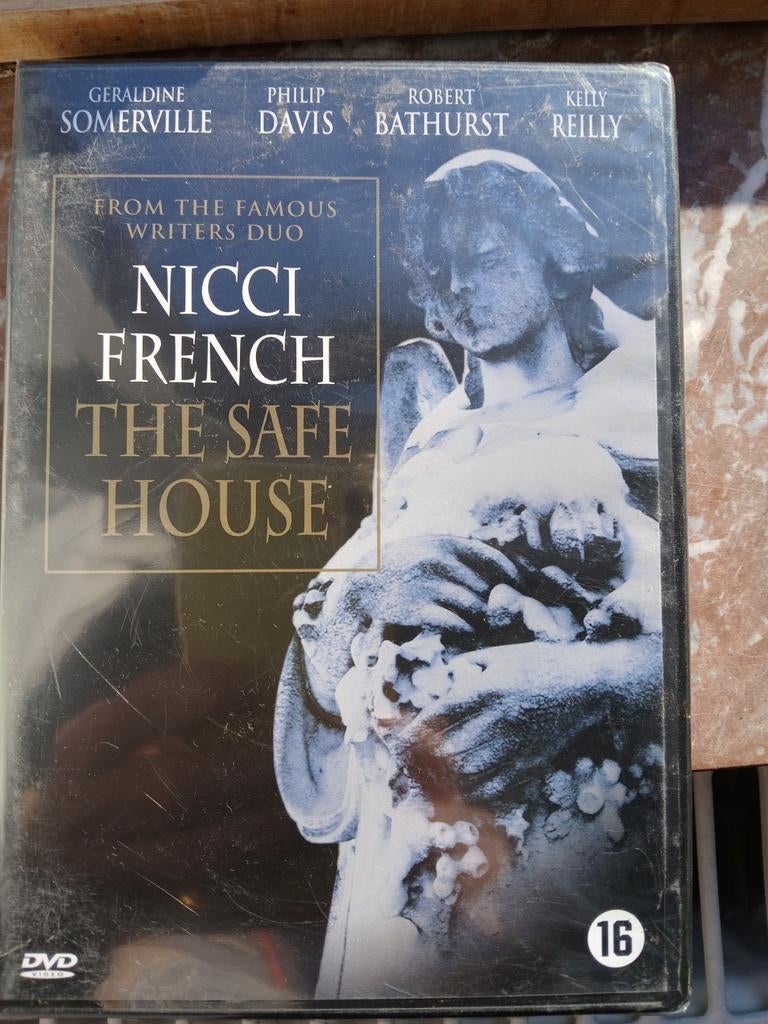 Nicky French La maison sûre, Enlèvement ou Envoi