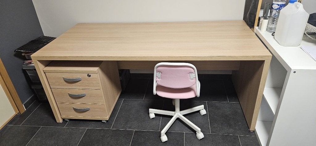 Bureau 1m80/87cm, Ophalen, Hout, Hoekbureau, Zo goed als nieuw