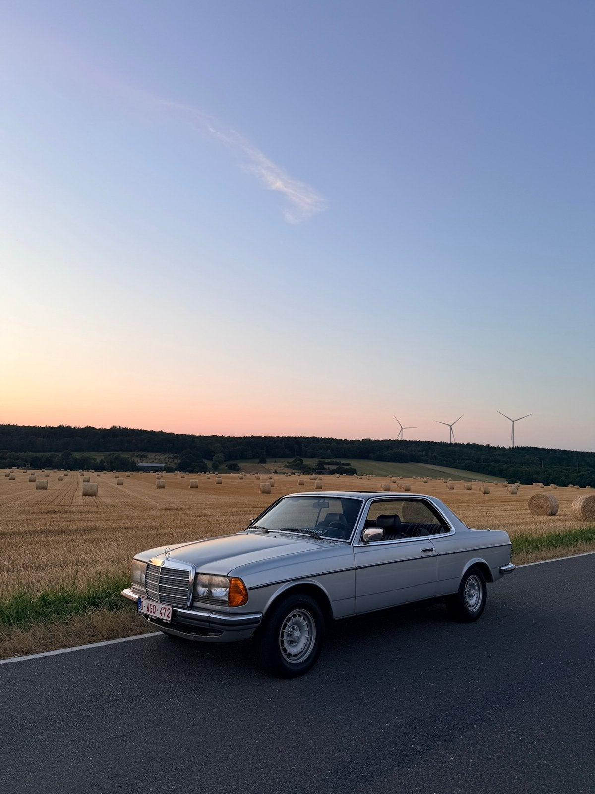 Mercedes w123 coupe ! Moteur avec 163.000kms !! Roule nickel, Autos, Bluetooth, Achat, Particulier, Électrique